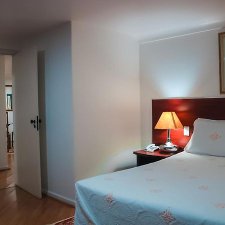 Hotel Dan Inn Curitiba Centro By Nacional Inn Exterior photo