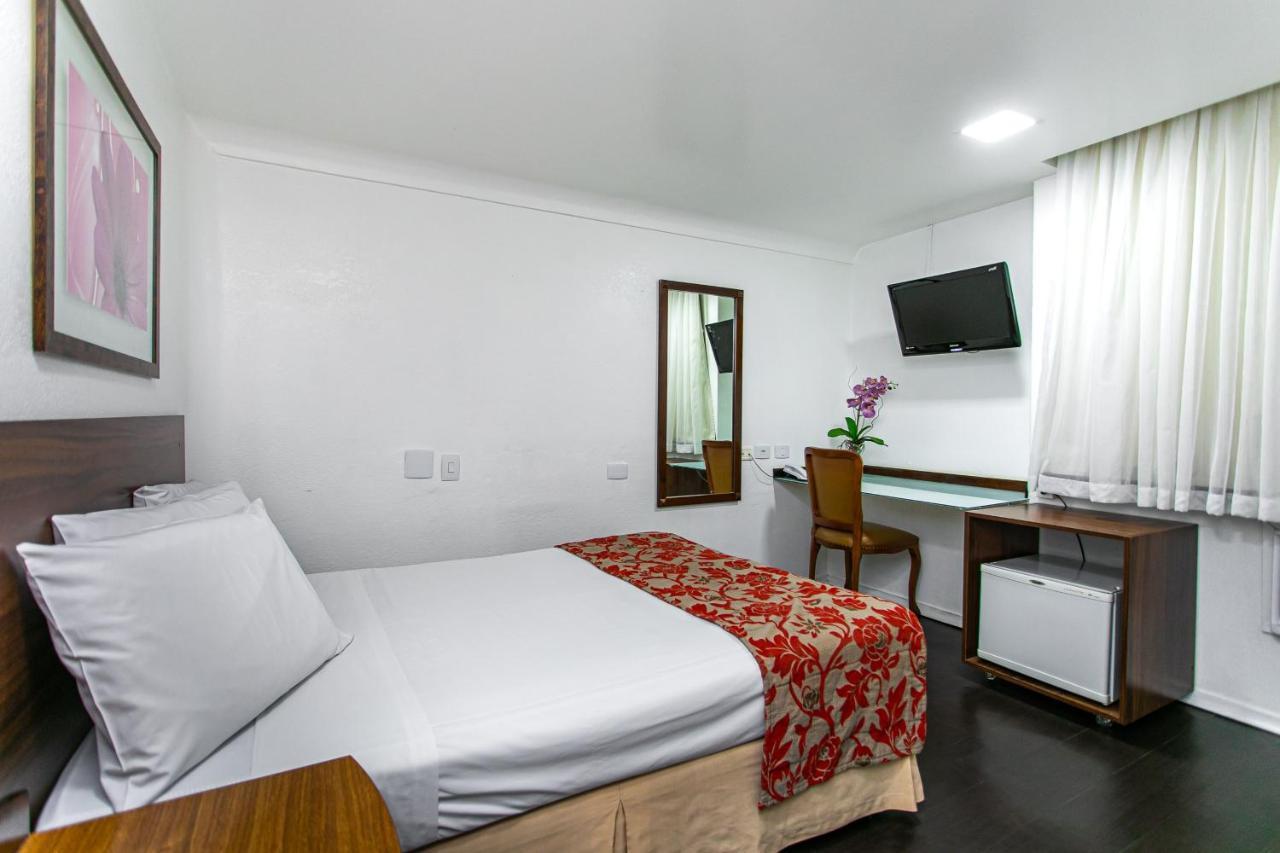 Hotel Dan Inn Curitiba Centro By Nacional Inn Exterior photo